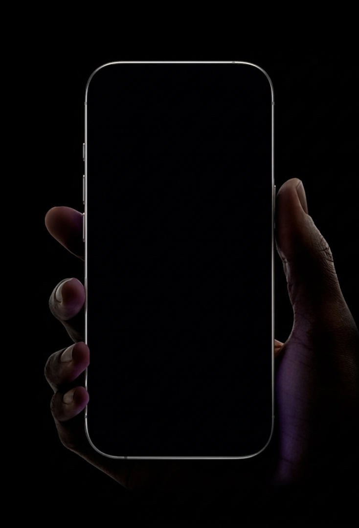 A hand holding iPhone running Recollect